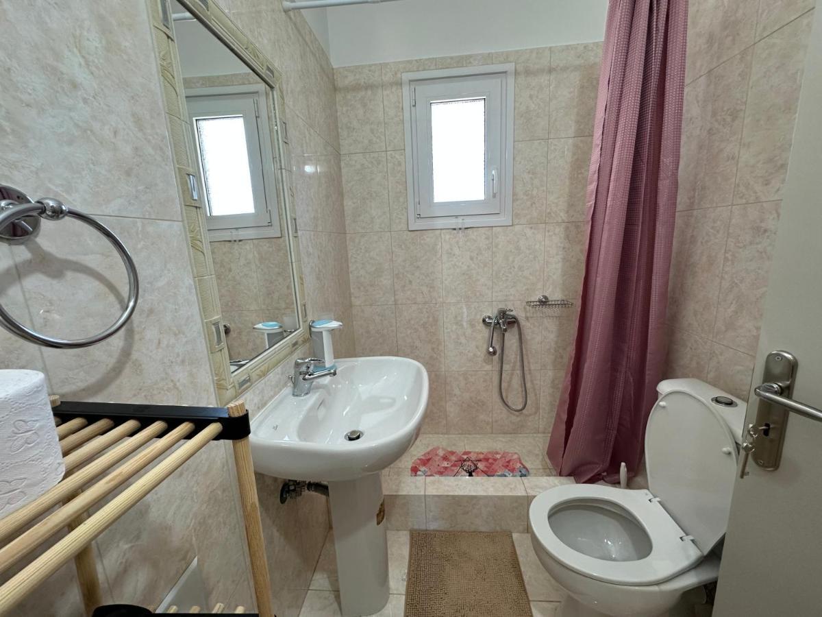 Georgia'S Guesthouse Калампака Экстерьер фото
